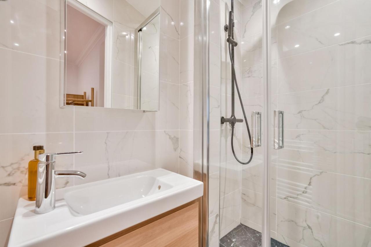 102 - Urban Opera Picasso Apartman Párizs Kültér fotó